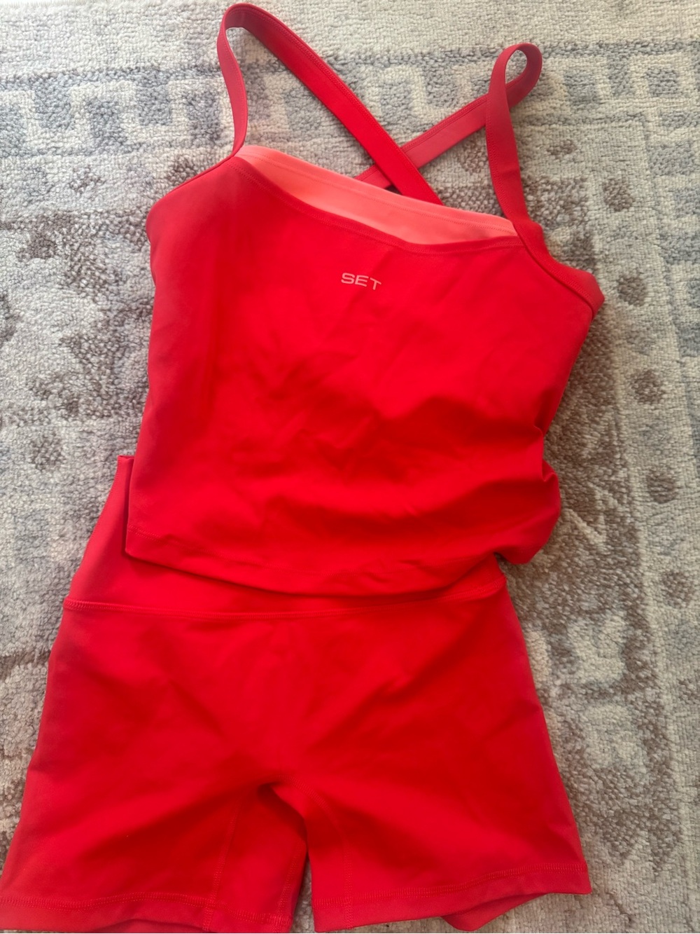 SET Active Resort Maraschino Cherry Top & Biker Shorts Set - Picture 5 of 8